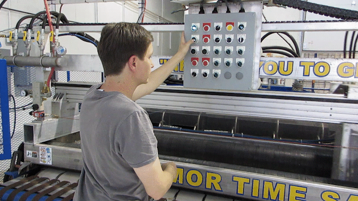 Mor Machine - Joey pressing Button Gif